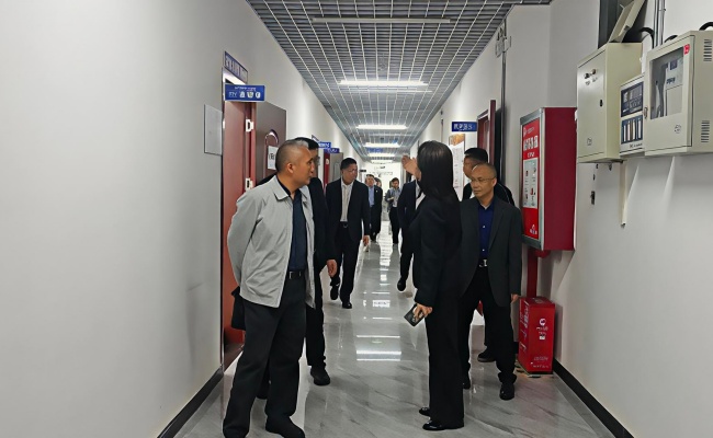 微信图片_20260427162655_303_128 微信图片_20260427162655_303_128